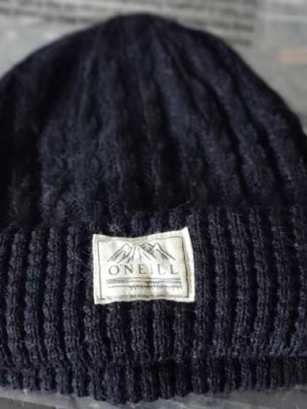 O’Neill Black Ribbed Knit Cuffed Beanie Hat Unisex